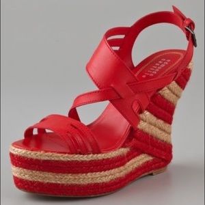 Edmundo Castillo classic wedges